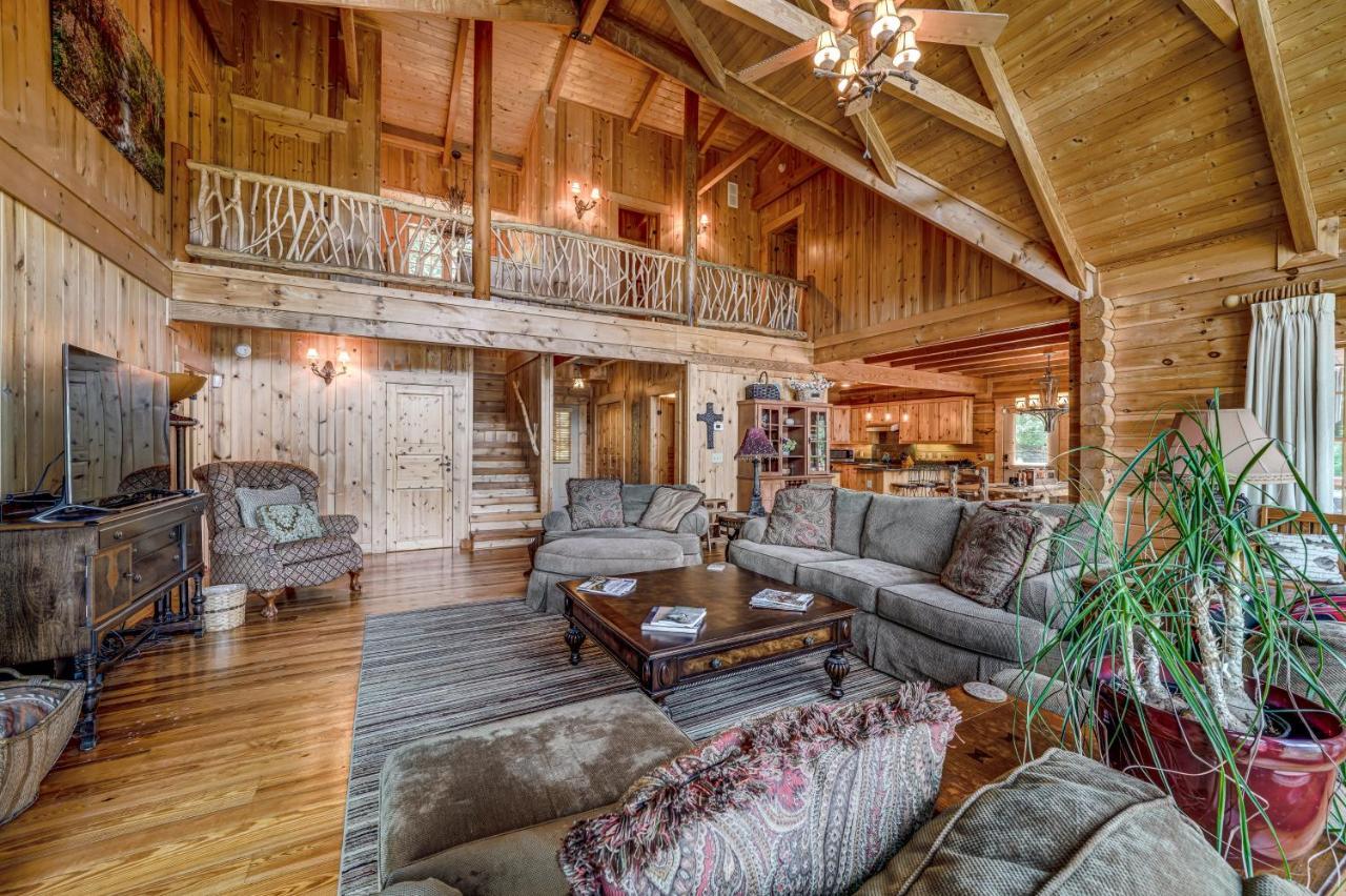 Log Haven Villa Dawsonville Luaran gambar